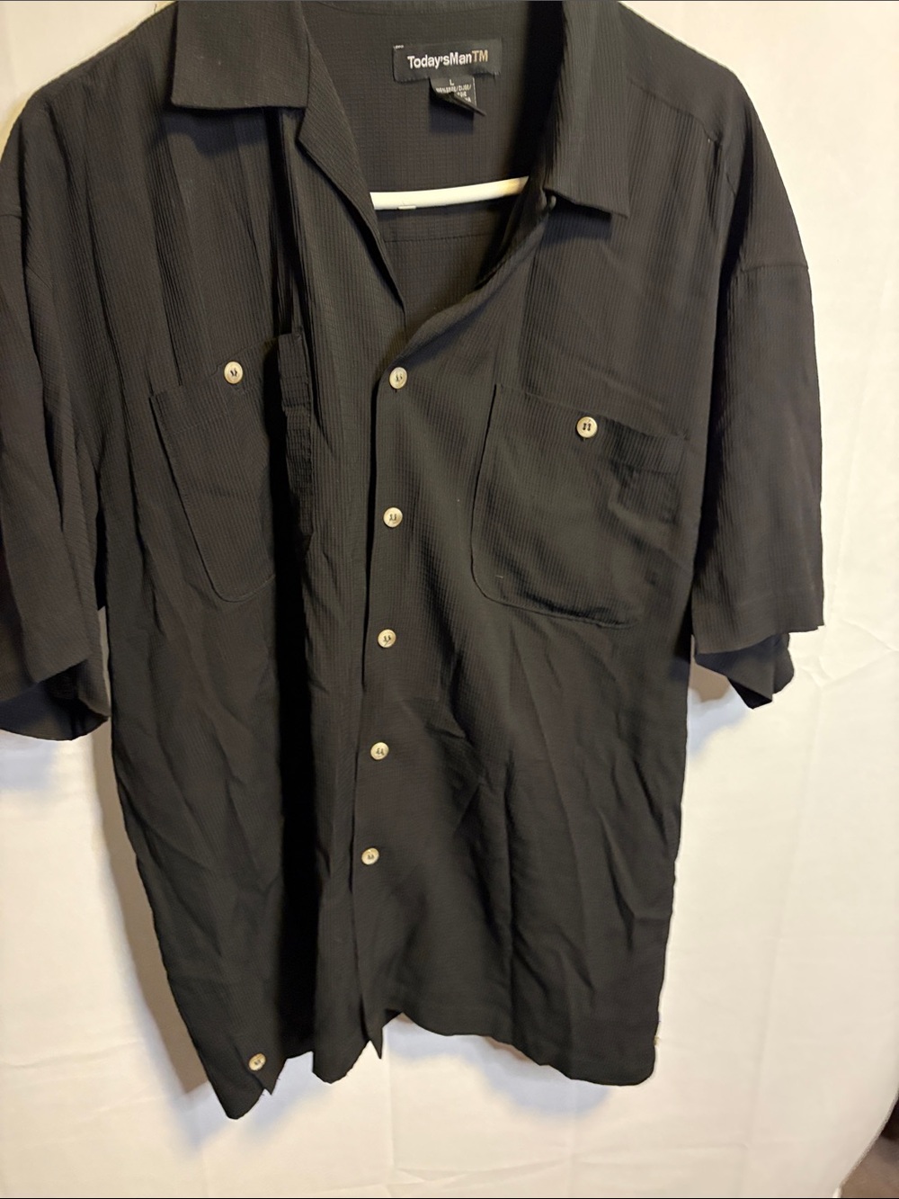 Men's Black Short-Sleeve Button-Up Shirt